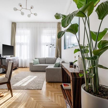 Aviator Luxury Apartment Budapest Exteriör bild