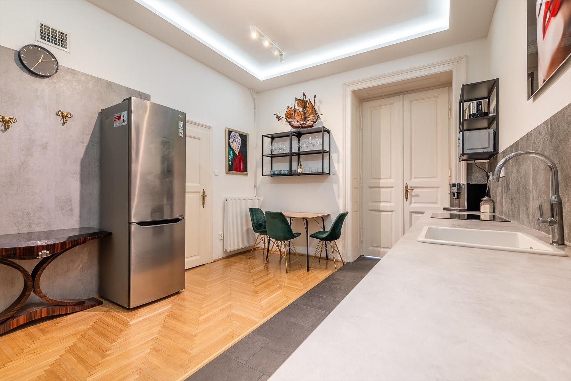 Aviator Luxury Apartment Budapest Exteriör bild